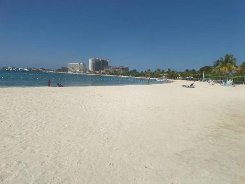 Turtle Beach Towers Apt 22 C - Ocho Rios Exteriér fotografie